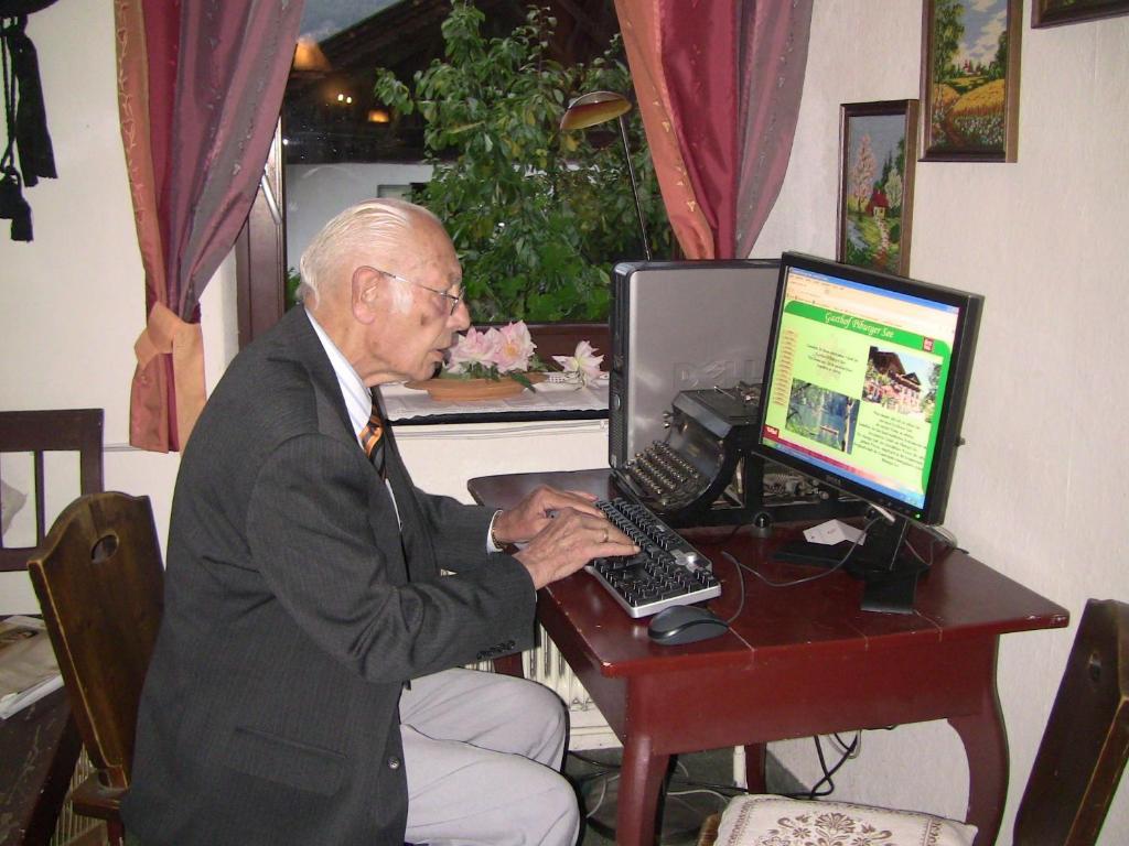 מלון אוץ Gasthof Piburger See מראה חיצוני תמונה