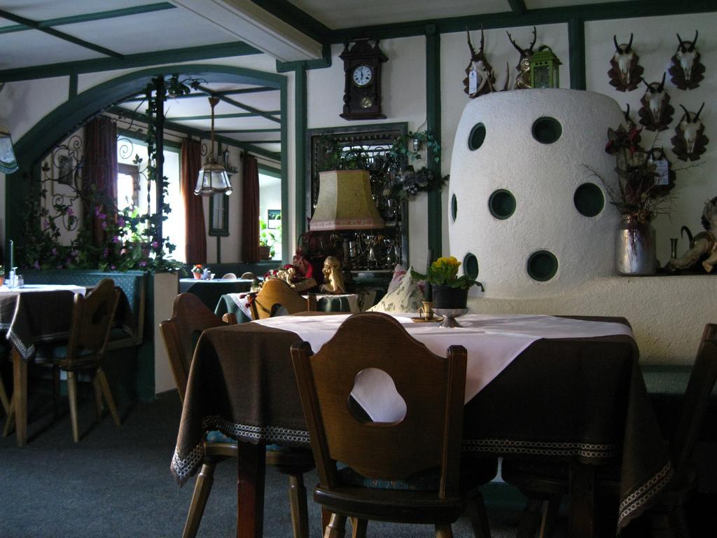 מלון אוץ Gasthof Piburger See מראה חיצוני תמונה